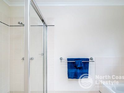 19 Coomburra Crescent, Ocean Shores