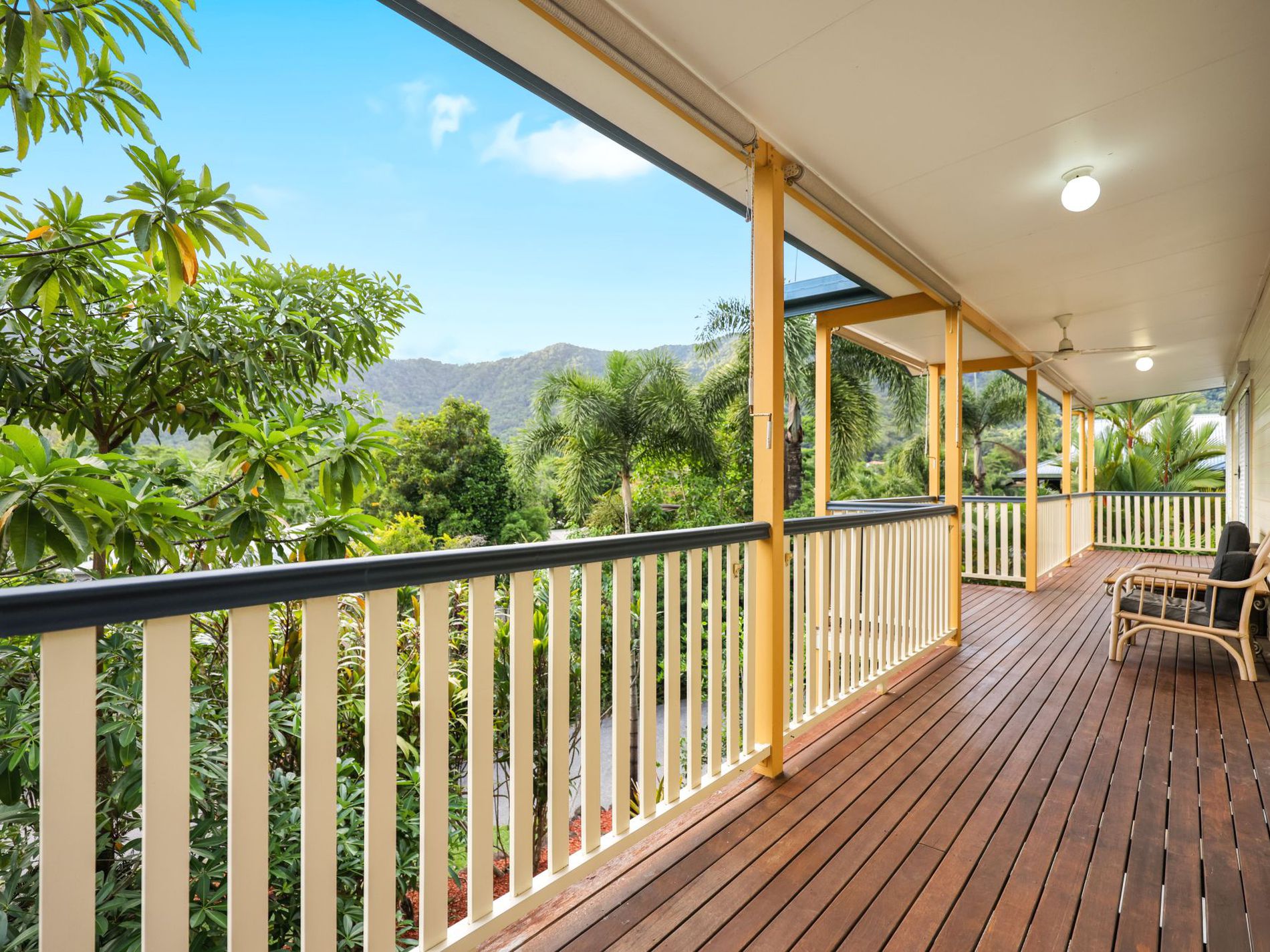 6 Powell Place, Bentley Park