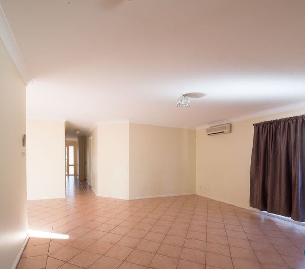 4 Sandover Court, Wattle Grove