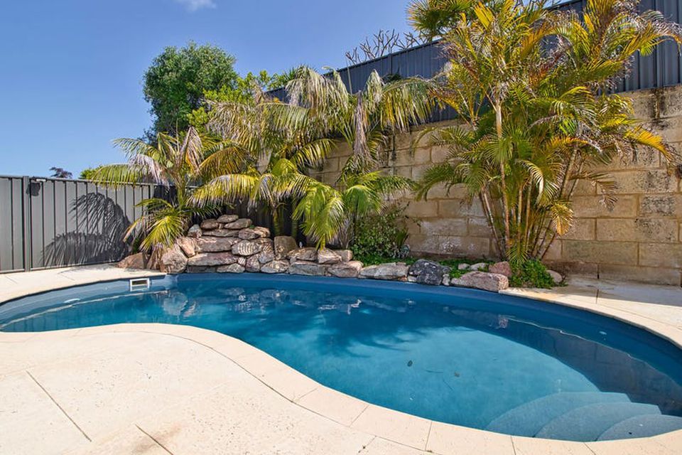 17 Lemon Gum Drive , Baldivis