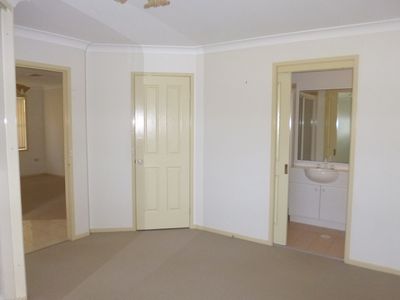 8 Koala Place, Blackbutt