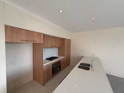 10 McDougall Drive, Footscray