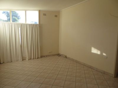 4 Lomani Street, Busby