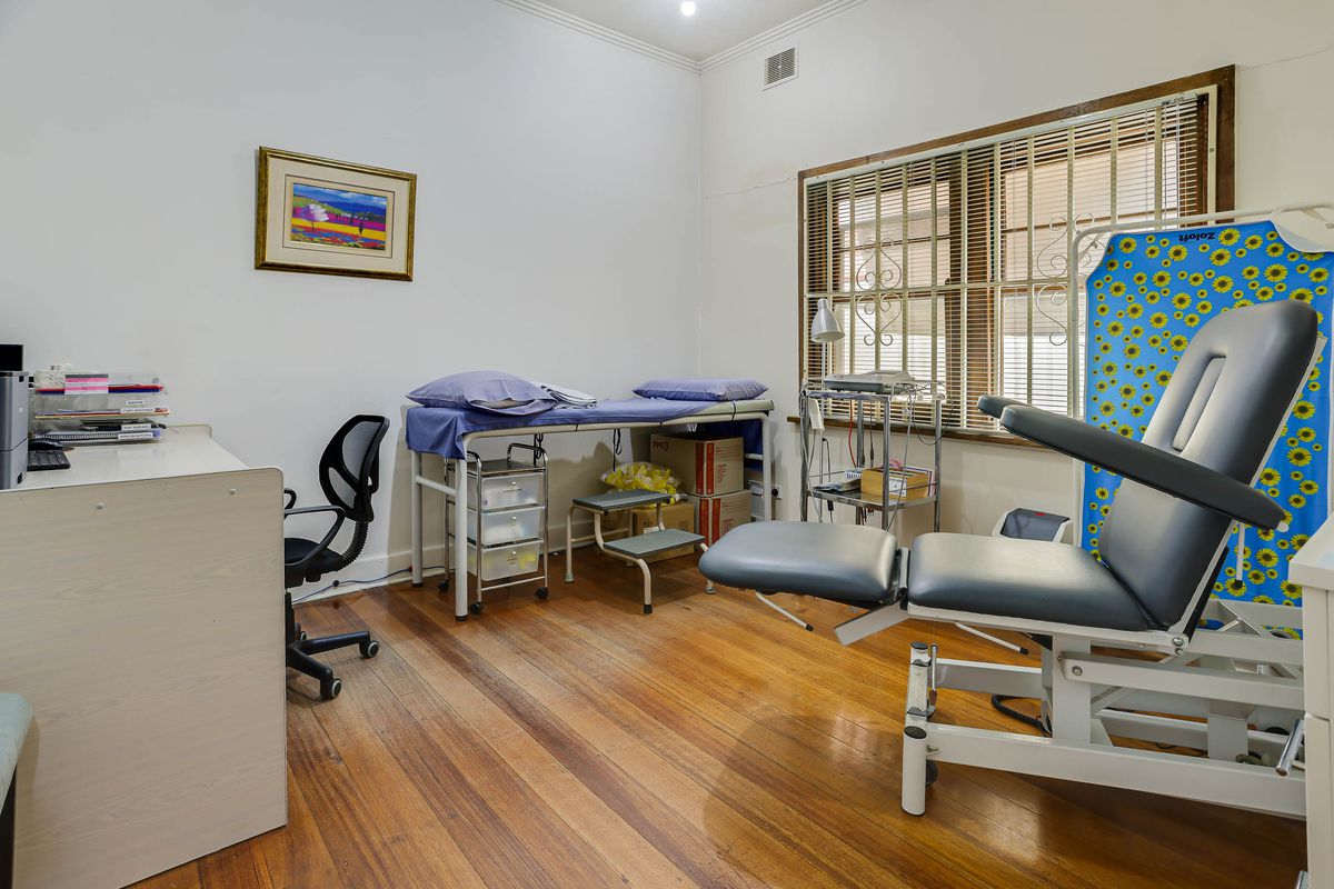 304 Williamstown Road, Yarraville