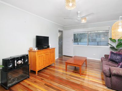 1 Plunkett Street, Woodridge