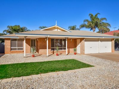 11 Parry Way, Boulder