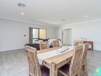 10 Paddle Way, Yanchep