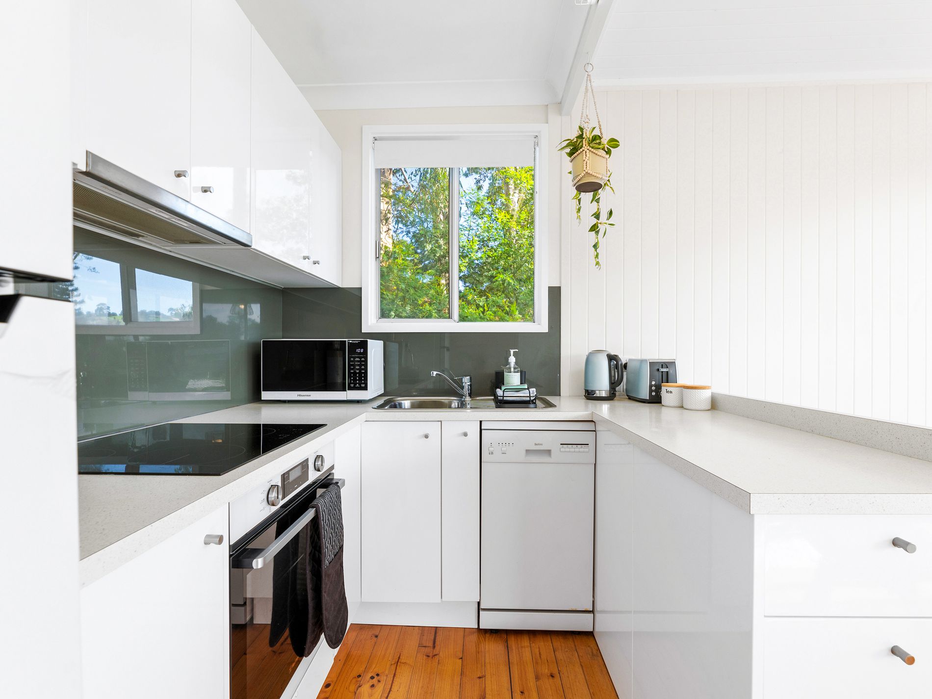 62 SURF BEACH AVENUE, Surf Beach