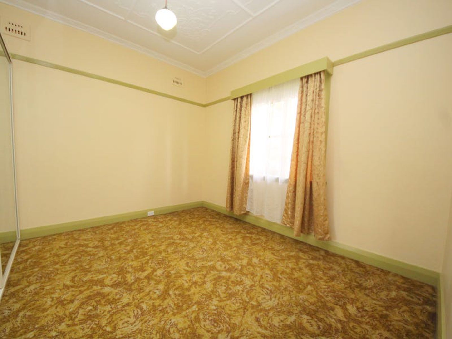 118 Northam Avenue, Bankstown