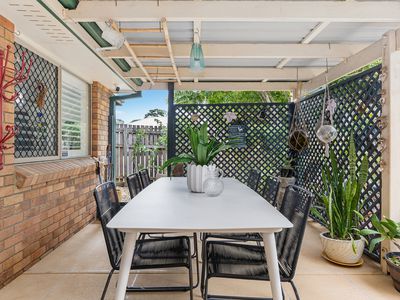 12 Ferguson Place, Coopers Plains