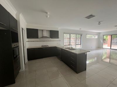 7 Caldwell Road, Williams Landing