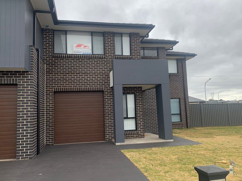 13B Water Gum Road, Gregory Hills