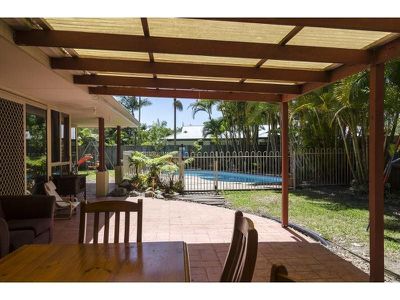 12 Cooba Place, Noosaville