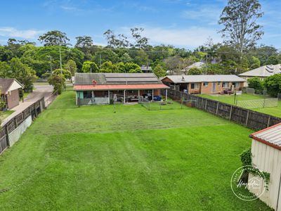 17 Maleny Street, Landsborough