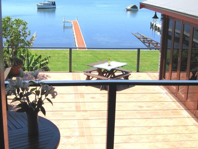 11 Grand Pde, Bonnells Bay