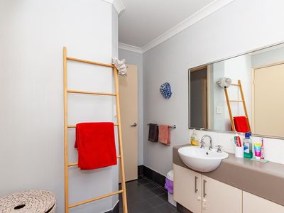 15 / 50 Sixth Road, Armadale