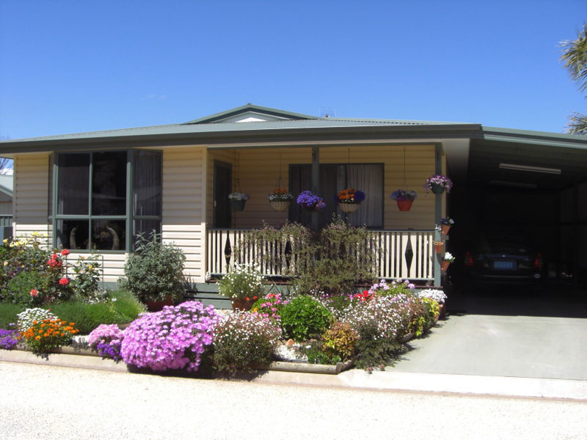 16 / 127 High Street, Nagambie