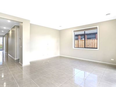 11 Langdon Drive, Wyndham Vale