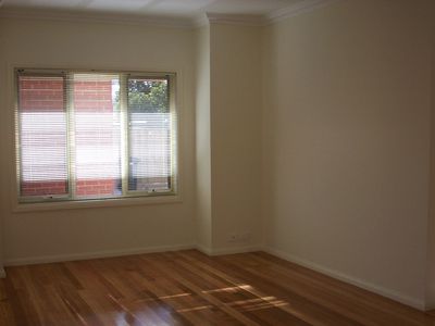 2 / 19 Marshall Street, Newtown