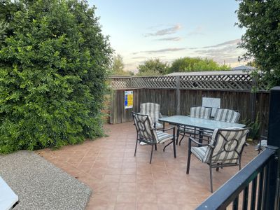 7 Ross Crescent, Griffith
