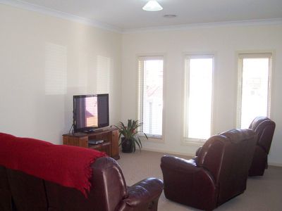 1 / 8 Alfred Street, Corowa