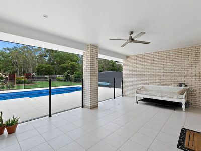 48 Hughes Road, Urangan