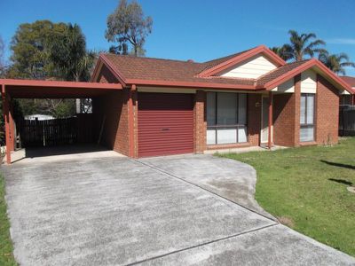 4 Hakea Place, Albion Park Rail