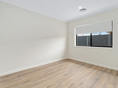 5 Oasis Crescent, Yarrawonga