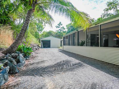 1135 Midge Point Road, Midge Point