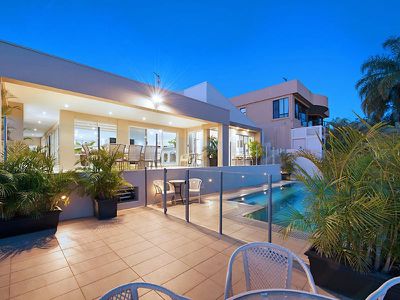 343 Monaco Street, Broadbeach Waters