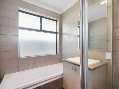 7 Persian Street, Eglinton