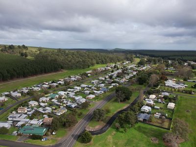 101 Thomas Drive, Mount Burr