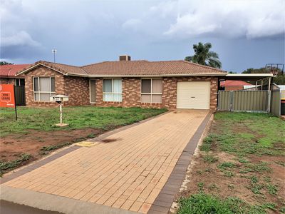 20 Swan Street, Dubbo