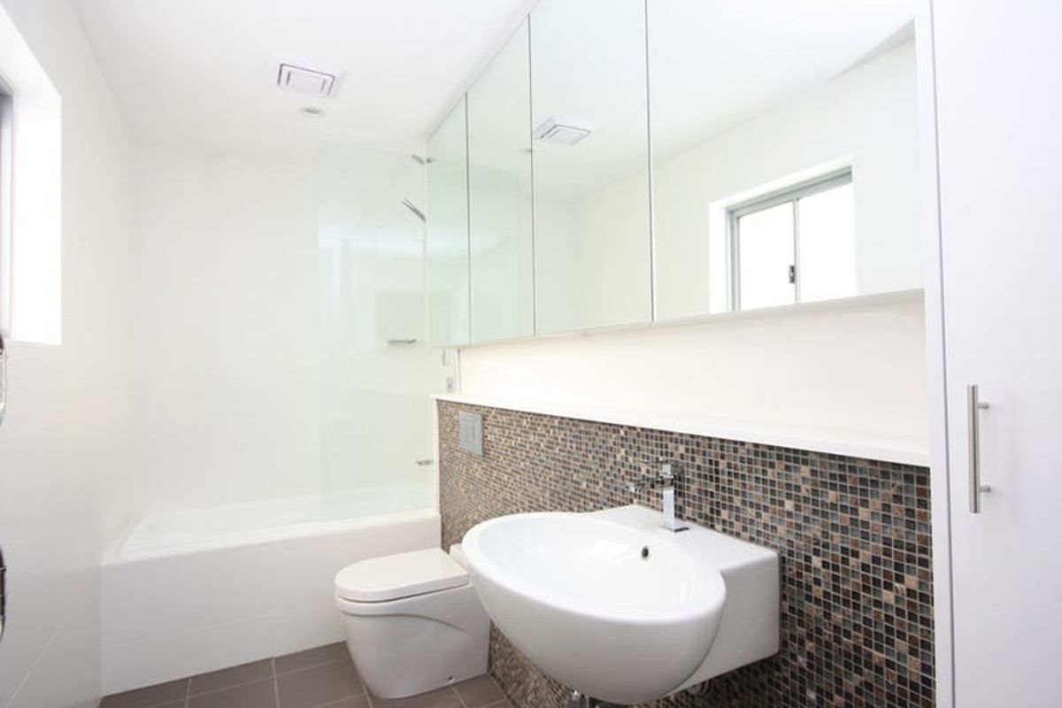 74 / 54A Blackwall Point Road, Chiswick