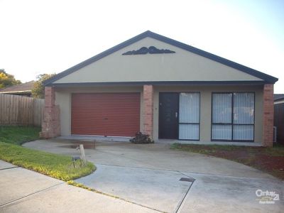 50 Wakenshaw Crescent, Pakenham