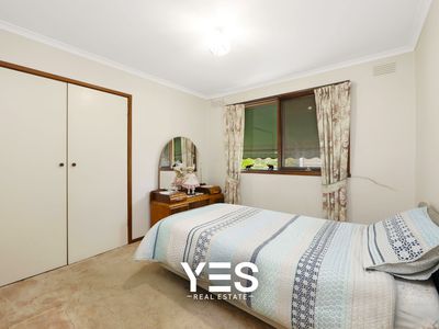 8 Carrara Road, Rowville