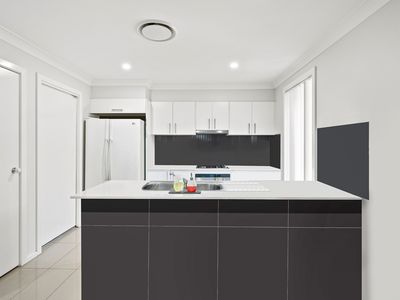 11 Peck Close, Oran Park