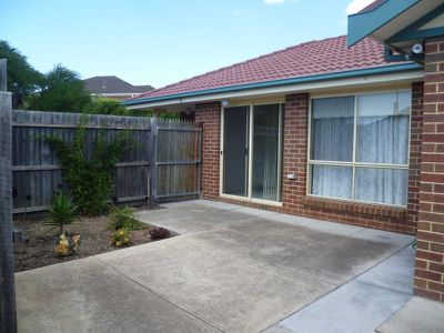 2 / 3 Pratt Court, Bell Post Hill