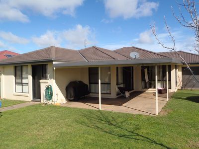 14 Carnegie Avenue, Dubbo