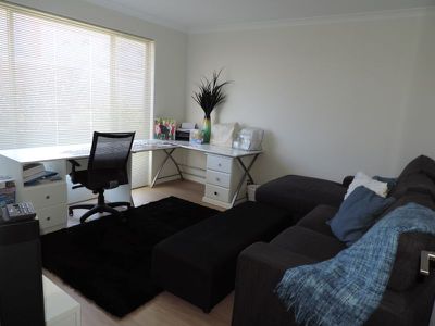 16 Venulosa Avenue, Halls Head