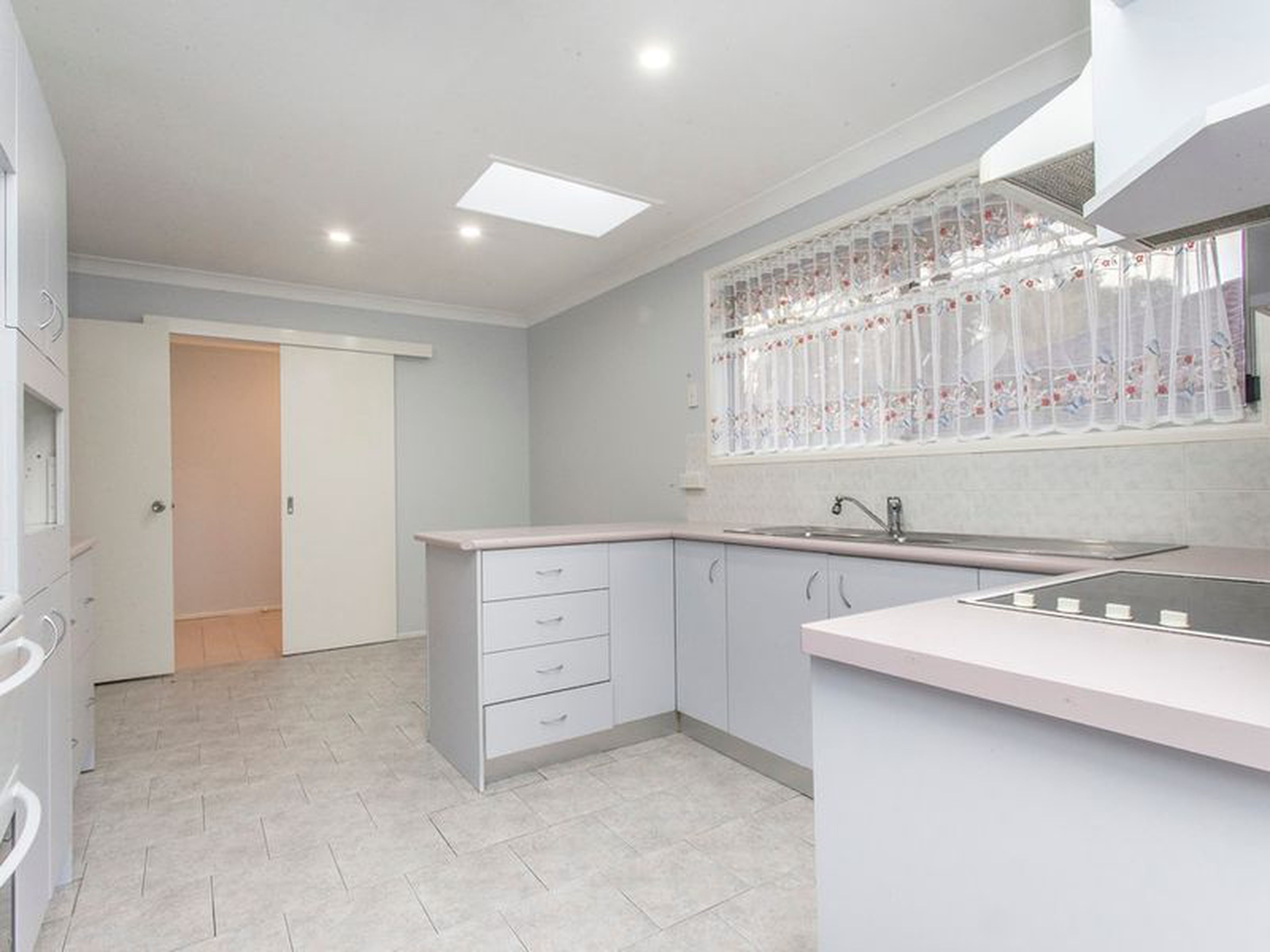 14 Lowanna Drive, SOUTH PENRITH