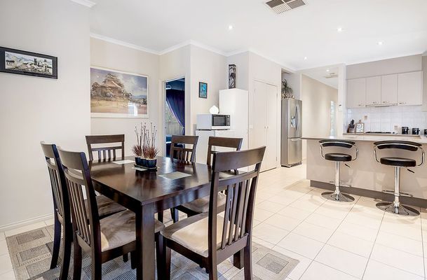 6 Marchmont Rise, Craigieburn