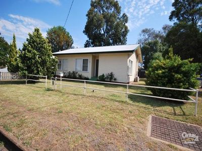 32 Boundary Road, Dubbo