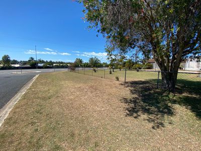 637 Boat Harbour Drive, Urangan