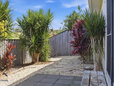 10 / 33-37 Emerald Drive, Diamond Beach