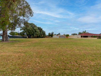 8 Derwent Place, Rockingham