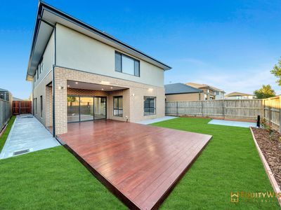 6 Neagh Street, Manor Lakes