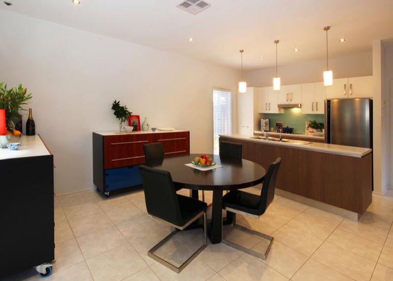 15A Albany Close, Oaklands Park