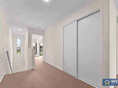 15 Meroo Walk, Wollert