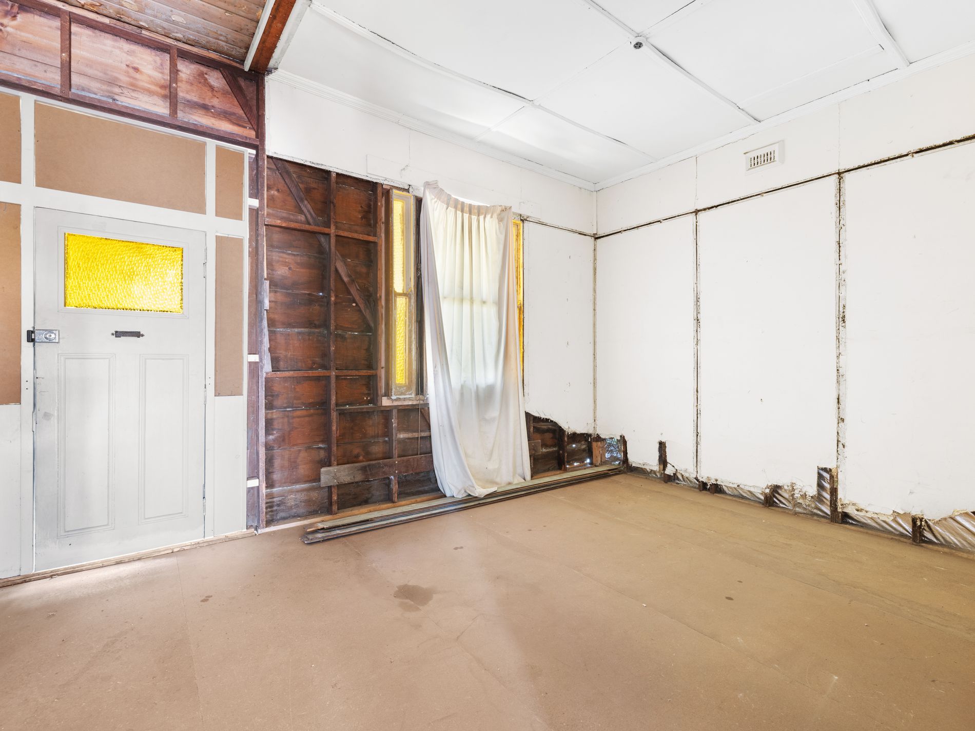 18 Fairlie Street, Yarraville